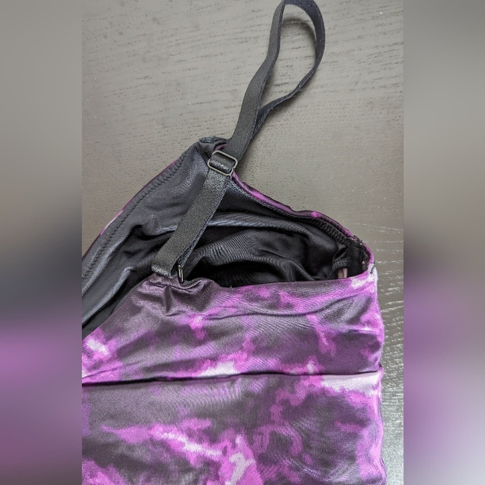 Adore Me Kali Contour Low-Impact Sports Bra Purple and Black Print Size Medium - Picture 5 of 8